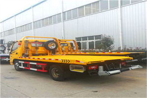 雨山附近拖车救援搭电