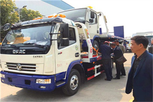 雨山汽车道路救援拖车价格